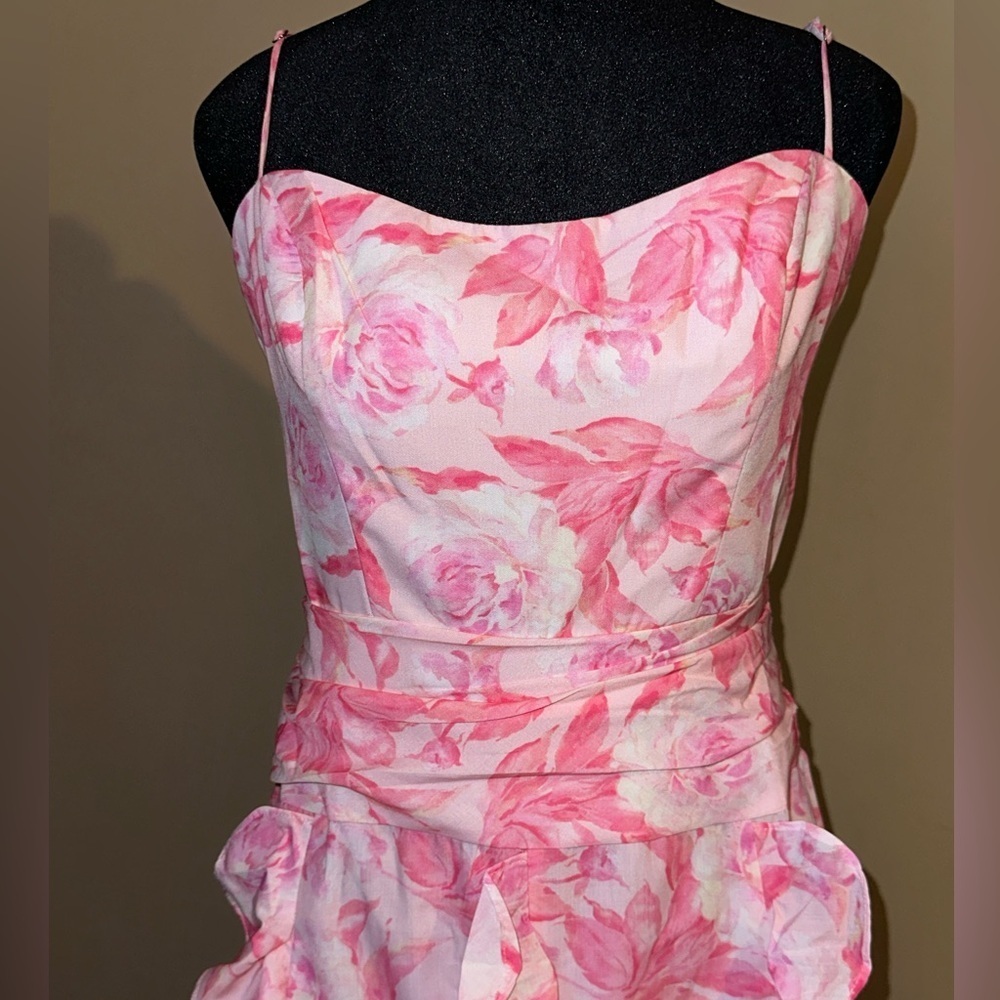 NWT SELFIE LESLIE Serif Ruffle Trim Split Maxi Dress Pink Various Sizes - Picture 8 of 14